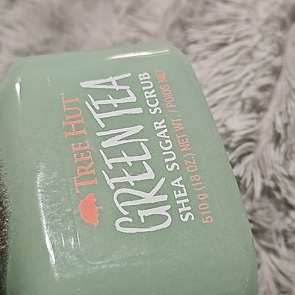 Tree Hut Green Tea Shea Sugar Scrub - Picture 3 of 4